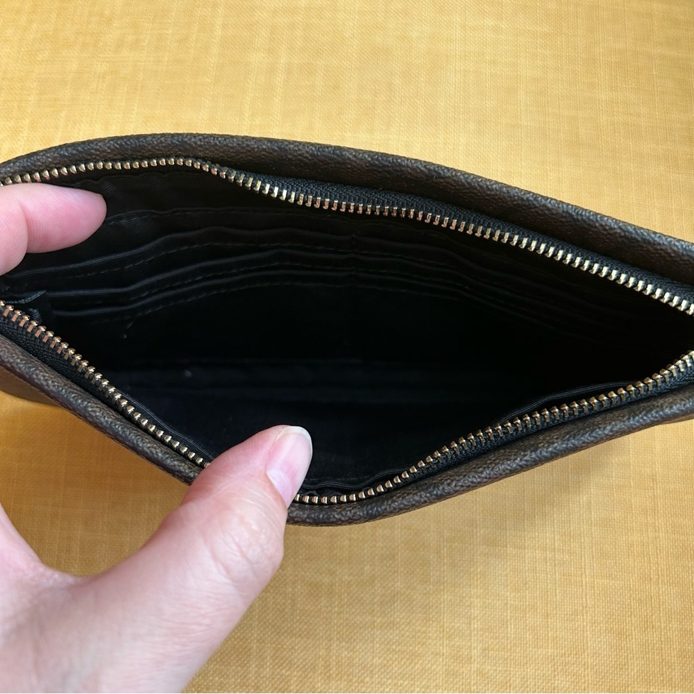 Coach Signature Wristlet Brown Black CC logo - Picture 6 of 12